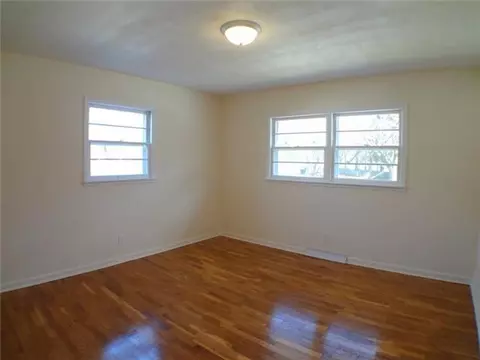 4100 Devonshire, Lansing, MI 48910 photo 11