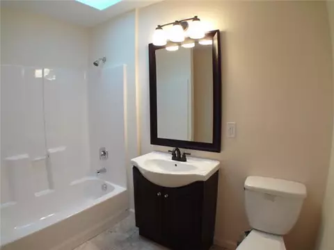 4100 Devonshire, Lansing, MI 48910 photo 15