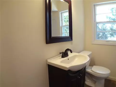 4100 Devonshire, Lansing, MI 48910 photo 8