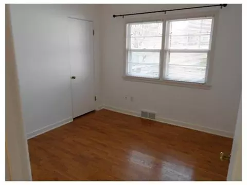 1724 Pingree St, Lansing, MI 48910 photo 6