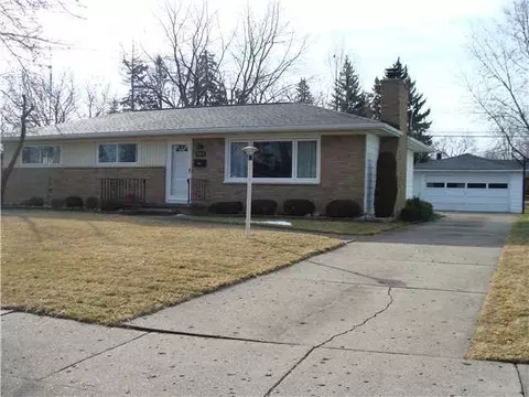 3315 Pickwick Pl, Lansing, MI 48917 photo 1
