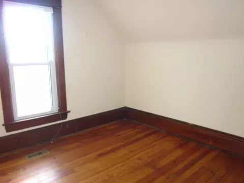 423 W Barnes, Lansing, MI 48910 photo 6