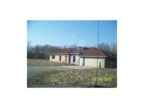 6095 Winegar Rd, Perry, MI 48872 photo 1