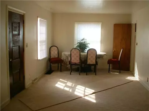 916 W West St, Lansing, MI 48915 photo 3
