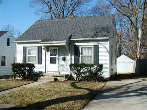 916 W West St, Lansing, MI 48915 photo 1