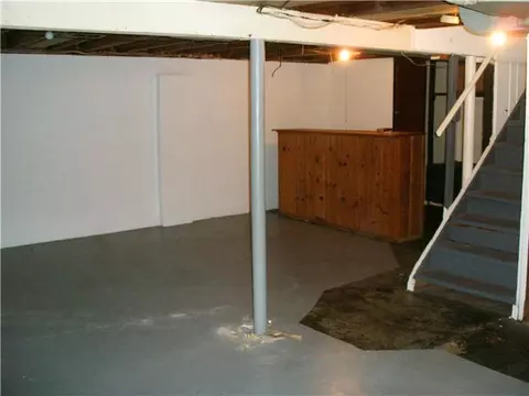 916 W West St, Lansing, MI 48915 photo 10