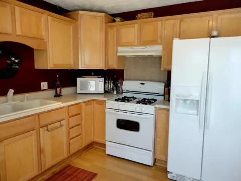121 N Dibble, Lansing, MI 48917 photo 4