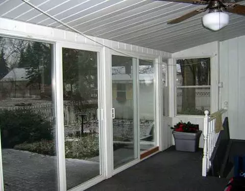 402 E Buchanan St, Saint Johns, MI 48879 photo 8