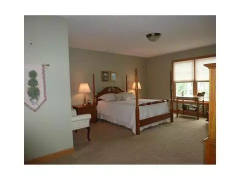 3070 Crofton, Dewitt, MI 48820 photo 9