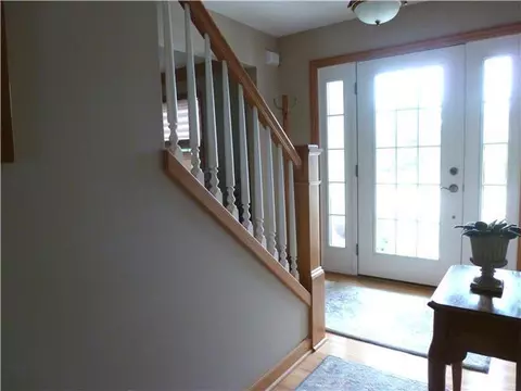 3070 Crofton, Dewitt, MI 48820 photo 2