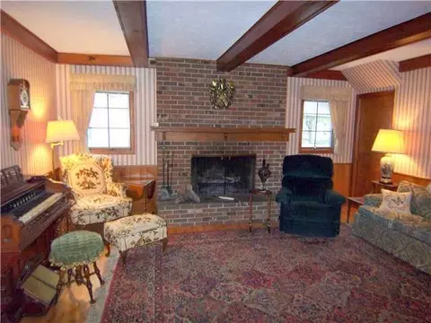 609 Hunter Blvd, Lansing, MI 48910 photo 5