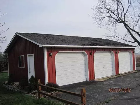 4765 E Dennis, Webberville, MI 48892 photo 3