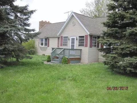 4765 E Dennis, Webberville, MI 48892 photo 1