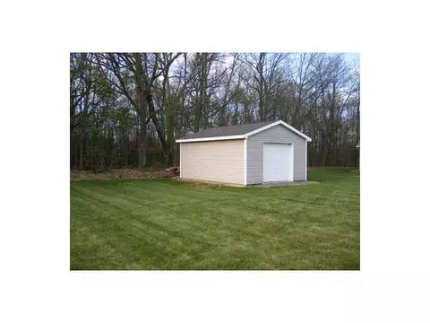 1404 Squirrel Run St, Saint Johns, MI 48879 photo 23