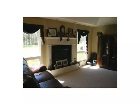 1404 Squirrel Run St, Saint Johns, MI 48879 photo 7
