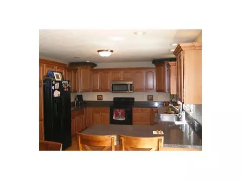 1404 Squirrel Run St, Saint Johns, MI 48879 photo 3