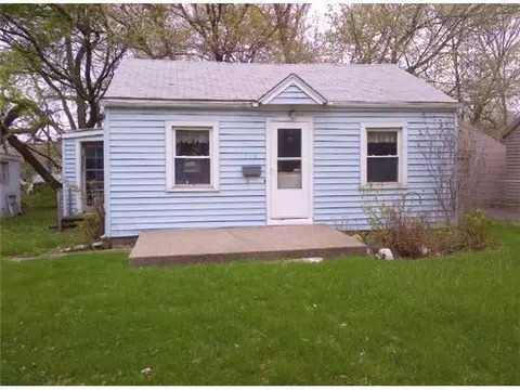 112 Dunlap St, Lansing, MI 48910 photo 3