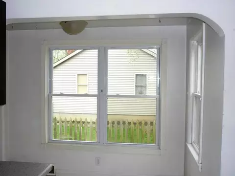 3904 Aurelius Rd, Lansing, MI 48910 photo 7