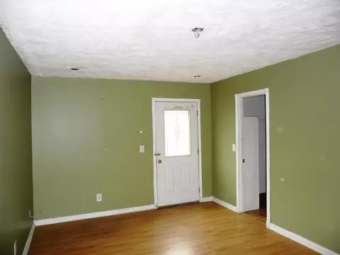 3904 Aurelius Rd, Lansing, MI 48910 photo 8