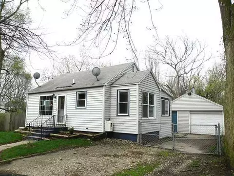 3904 Aurelius Rd, Lansing, MI 48910 photo 3
