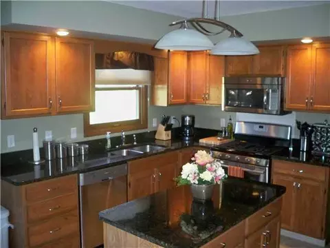 108 Rivergate Ln, Dewitt, MI 48820 photo 4