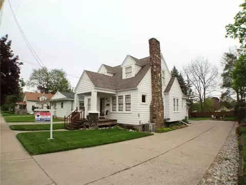210 E Thomas, Lansing, MI 48906 photo 1