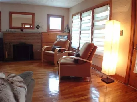 210 E Thomas, Lansing, MI 48906 photo 19