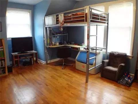 210 E Thomas, Lansing, MI 48906 photo 22
