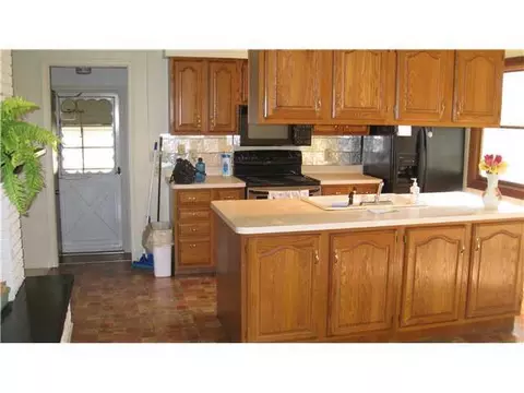 1330 Sandhill, Dewitt, MI 48820 photo 5