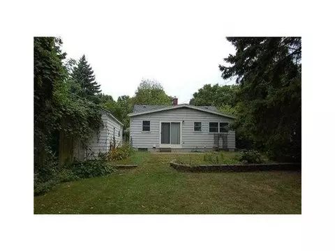 3927 Devonshire, Lansing, MI 48910 photo 2