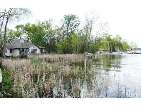 5896 Shaw St, Haslett, MI 48840 photo 4