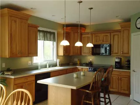 11497 Bauer Rd, Eagle, MI 48822 photo 4