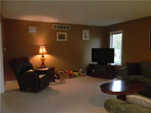 2547 Julie Way, Dewitt, MI 48820 photo 4