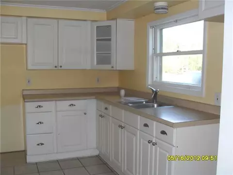 440 E Howard, Owosso, MI 48867 photo 3