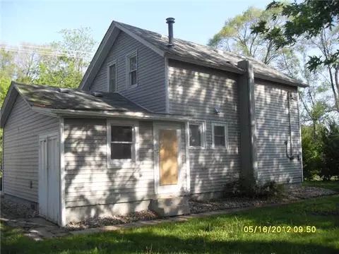 440 E Howard, Owosso, MI 48867 photo 2