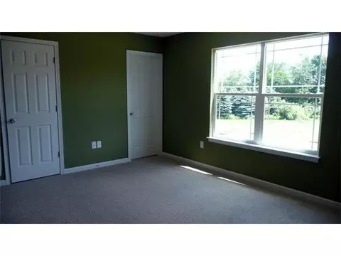 6740 Thunder Ln, Lansing, MI 48906 photo 9