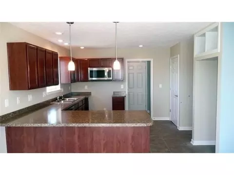 6740 Thunder Ln, Lansing, MI 48906 photo 2