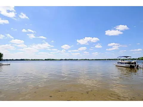 6122 Cottage Dr, Haslett, MI 48840 photo 2
