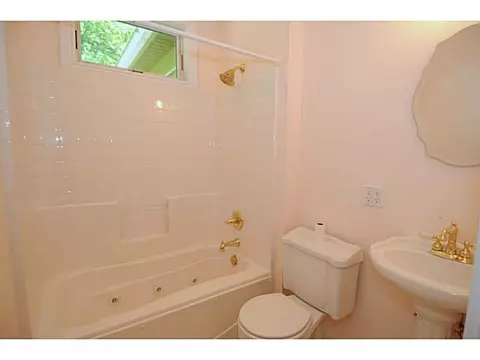6122 Cottage Dr, Haslett, MI 48840 photo 17