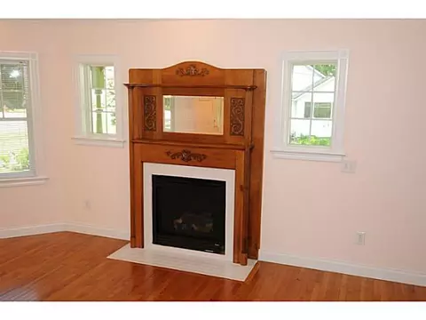 6122 Cottage Dr, Haslett, MI 48840 photo 8