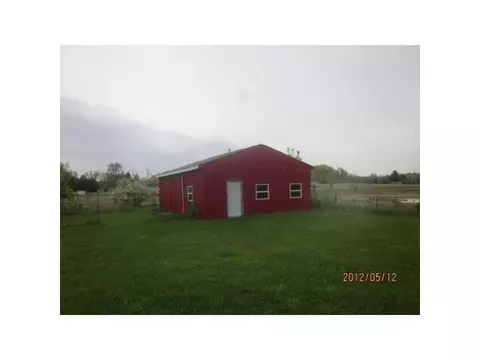 9475 Bancroft Rd, Bancroft, MI 48414 photo 4