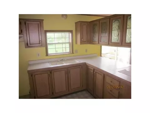 9475 Bancroft Rd, Bancroft, MI 48414 photo 5