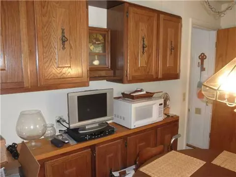 636 E Willard Ave, Lansing, MI 48910 photo 6