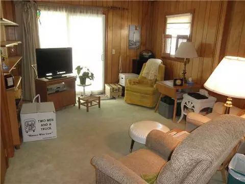 636 E Willard Ave, Lansing, MI 48910 photo 9