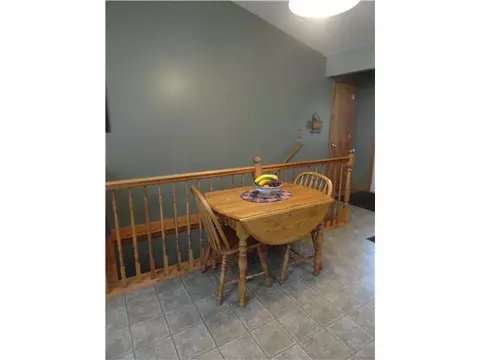 302 E Kent, Grand Ledge, MI 48837 photo 14