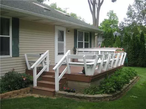 302 E Kent, Grand Ledge, MI 48837 photo 4