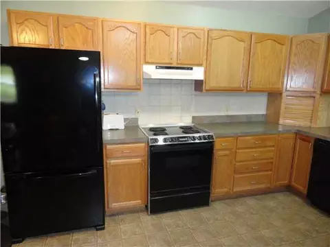 302 E Kent, Grand Ledge, MI 48837 photo 11