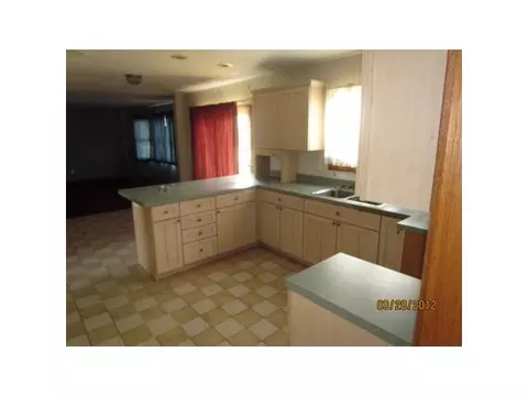 84 N Aurelius Rd, Mason, MI 48854 photo 8