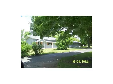 1202 N Ferris Rd, Sumner, MI 48889 photo 17