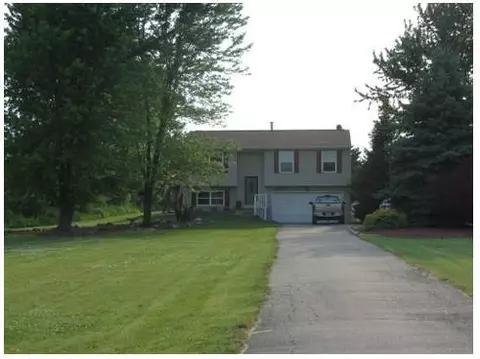 10370 S Francis, Dewitt, MI 48820 photo 1